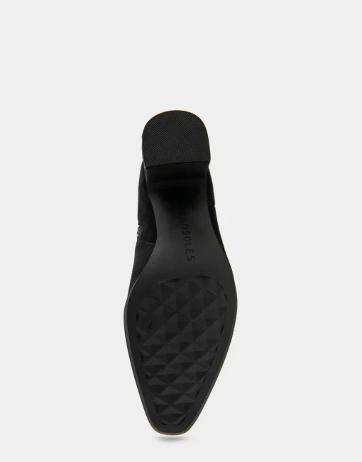 Comfortable Women's Tapered Toe Covered Heel Bootie in Black Suede