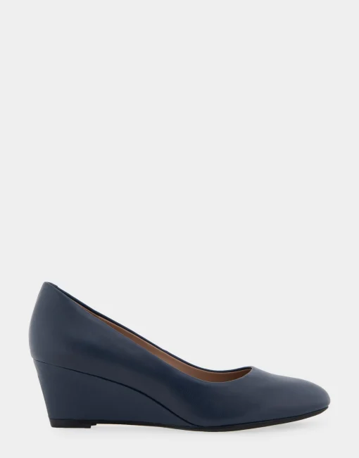 Comfortable Women's Wedge Pump in Navy Genuine Leather